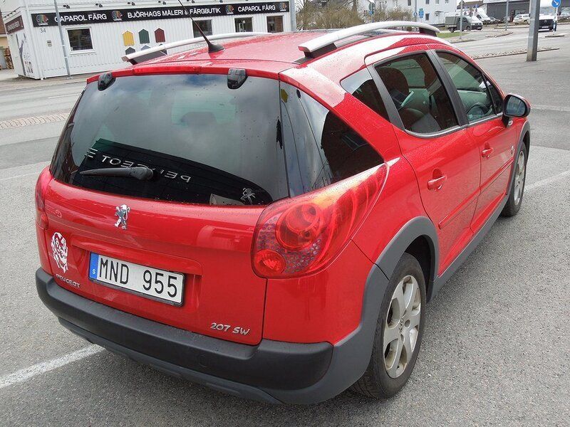 Begagnad Peugeot 207 Sport 109 HK (80 kW) 2008 Röd Kombi