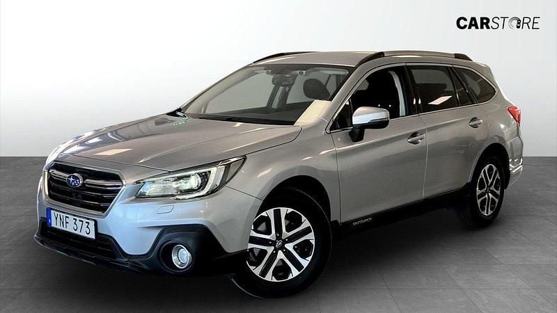 Silver Begagnad 2018 Subaru Outback SUV | 219 900 kr (Bra pris) - Bild 1/4