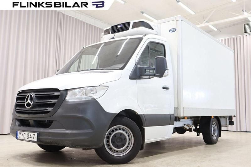 Flerfärgad Begagnad 2019 Mercedes Sprinter Van | 248 900 kr (Bra pris) - Bild 1/4