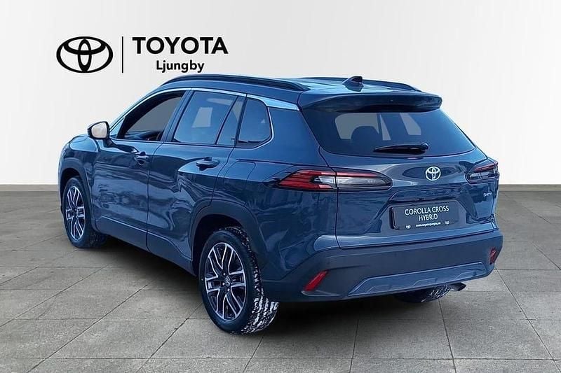 Ny Toyota Corolla Cross Executive 200 HK (147 kW) 2025 Silver SUV
