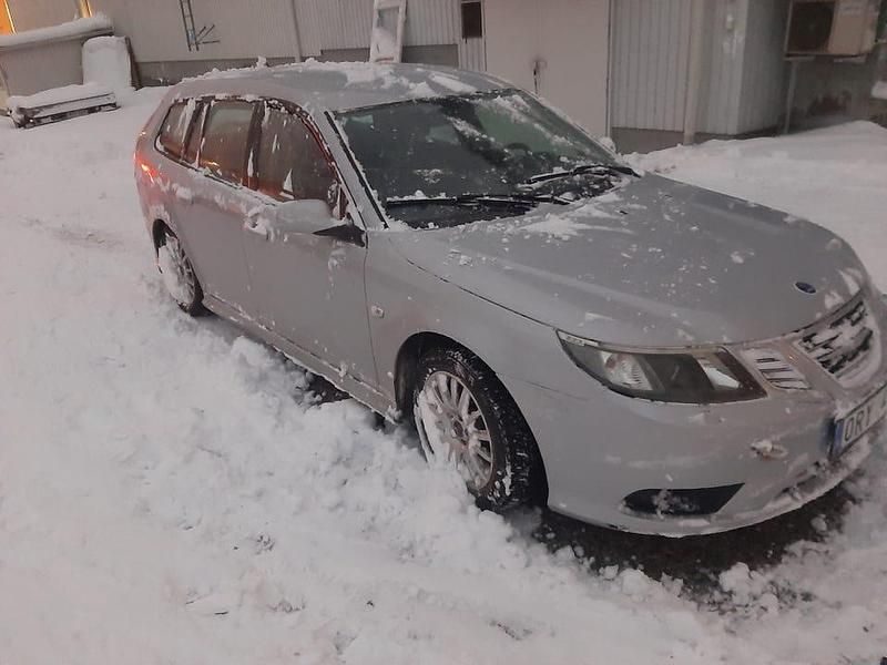 Begagnad 2008 Saab 9-3 Kombi | 10 000 kr (Superpris) - Bild 1/1