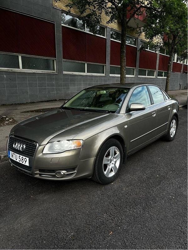 Brun Begagnad 2005 Audi A4 Comfort Sedan | 52 900 kr (Lite dyr) - Bild 1/4