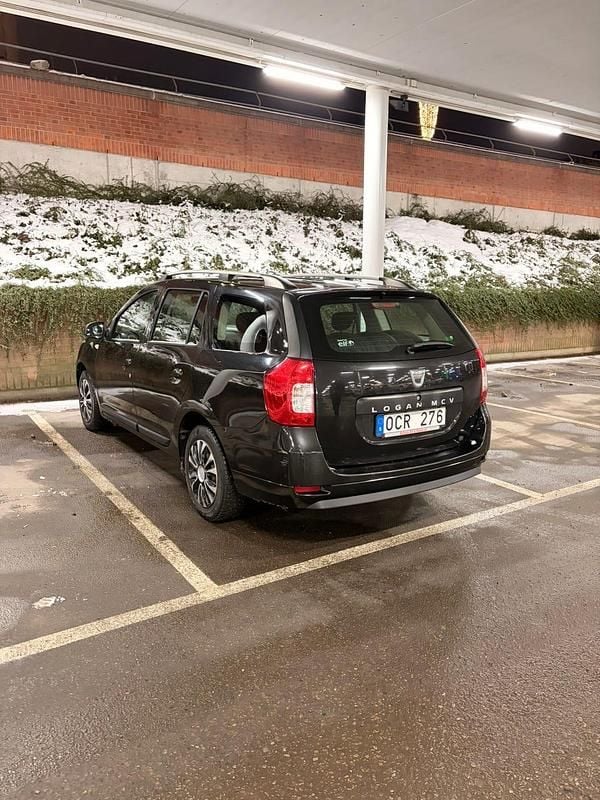 Begagnad Dacia Logan MCV 90 HK (66 kW) 2014