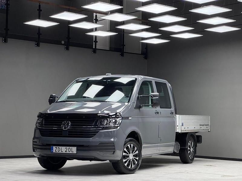 Grå Begagnad 2021 VW T6.1 Van | 379 900 kr - Bild 1/3