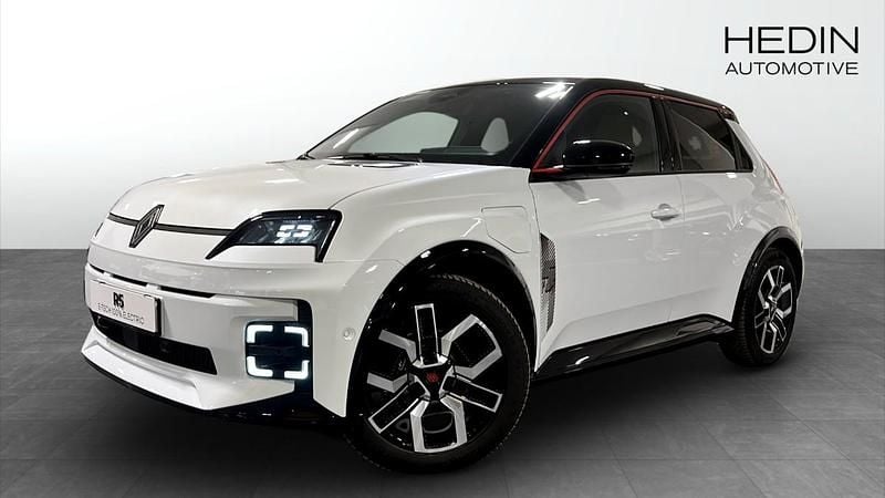 Vit (white) Ny 2025 Renault 5 E-Tech Iconic Halvkombi | 409 900 kr - Bild 1/4
