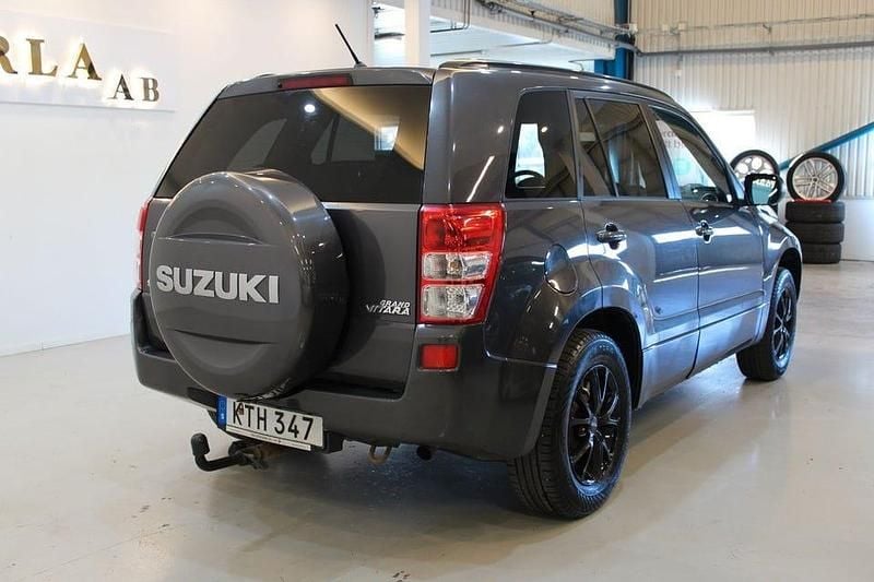 Begagnad Suzuki Grand Vitara 140 HK (102 kW) 2010 Grå SUV