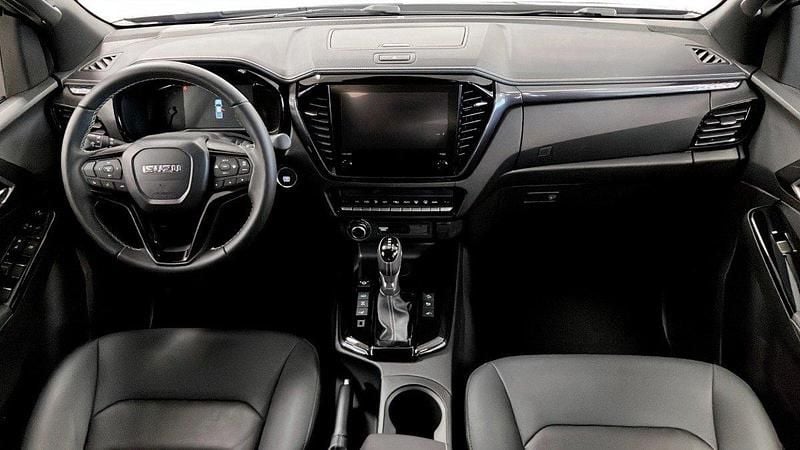 Ny Isuzu D-Max 2025 Svart Van