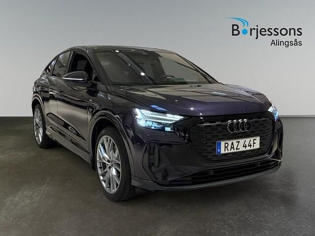 Auroraviolett metallic Begagnad 2024 Audi Q4 Sportback e-tron SUV | 649 900 kr (Lite dyr) - Bild 1/4