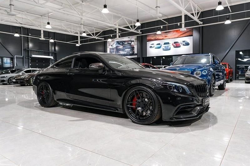 Begagnad Mercedes C63S AMG AMG 510 HK (375 kW) 2020 Svart Sportkupé