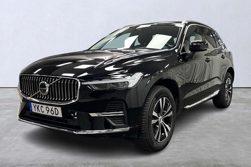 Svart Begagnad 2022 Volvo XC60 Core SUV | 419 900 kr (Superpris) - Bild 1/4