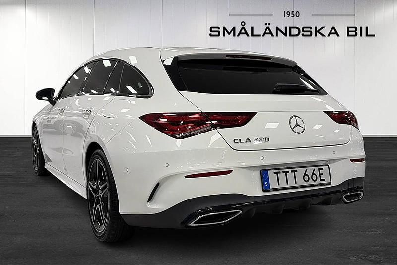 Begagnad Mercedes CLA220 Shooting Brake AMG 190 HK (139 kW) 2019 Vit Kombi