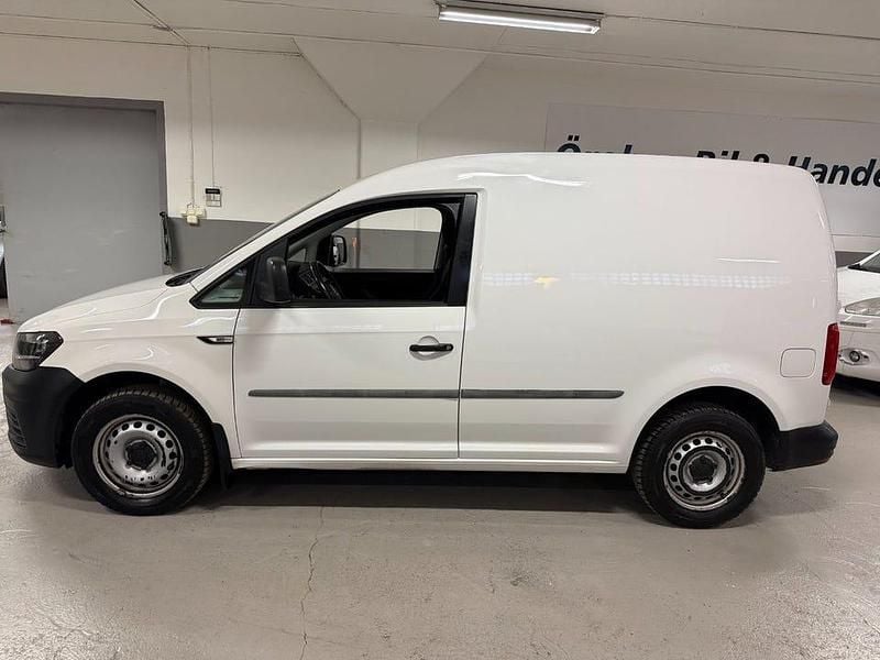 Begagnad VW Caddy 75 HK (55 kW) 2018 Vit Minibuss