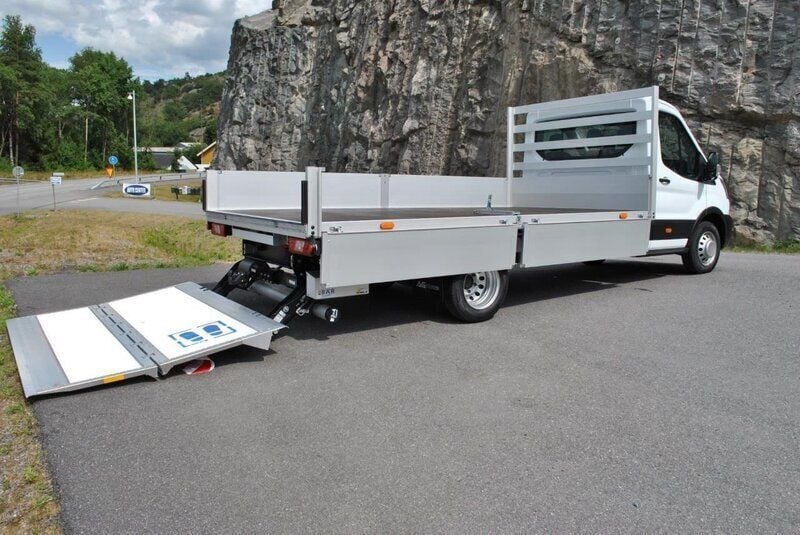 Begagnad 2021 Ford Transit Van | 586 250 kr - Bild 1/4
