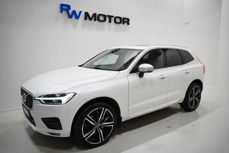 Vit Begagnad 2017 Volvo XC60 R-Design SUV | 364 800 kr (Dyr) - Bild 1/4