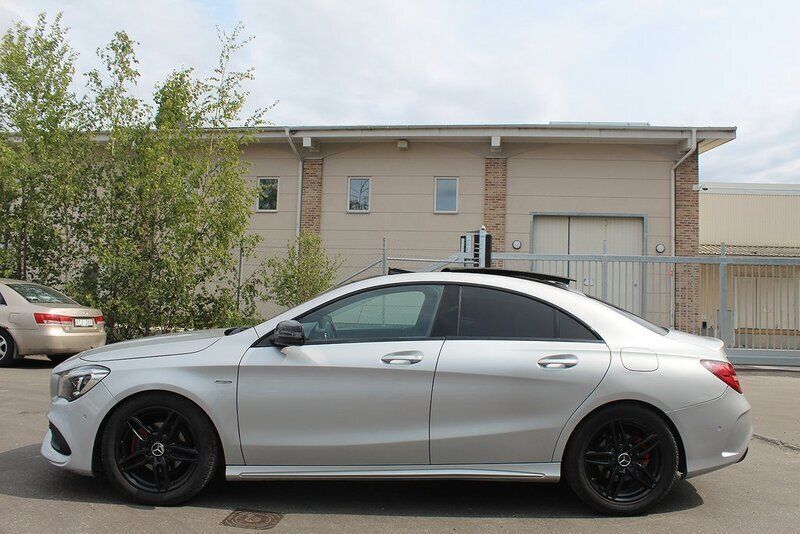 Silver Begagnad 2017 Mercedes CLA200 AMG Sportkupé | 219 800 kr (Marknadspris) - Bild 1/4