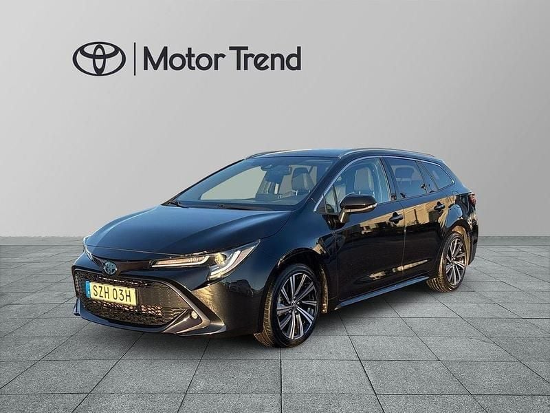 Svart Begagnad 2022 Toyota Corolla Style Kombi | 249 900 kr (Bra pris) - Bild 1/3