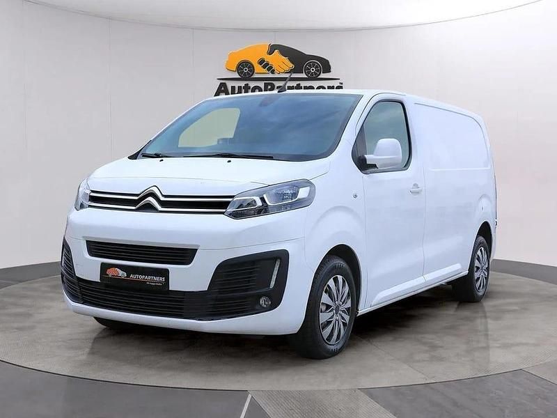 Begagnad Citroën Jumpy 123 HK (90 kW) 2016 Vit Minibuss