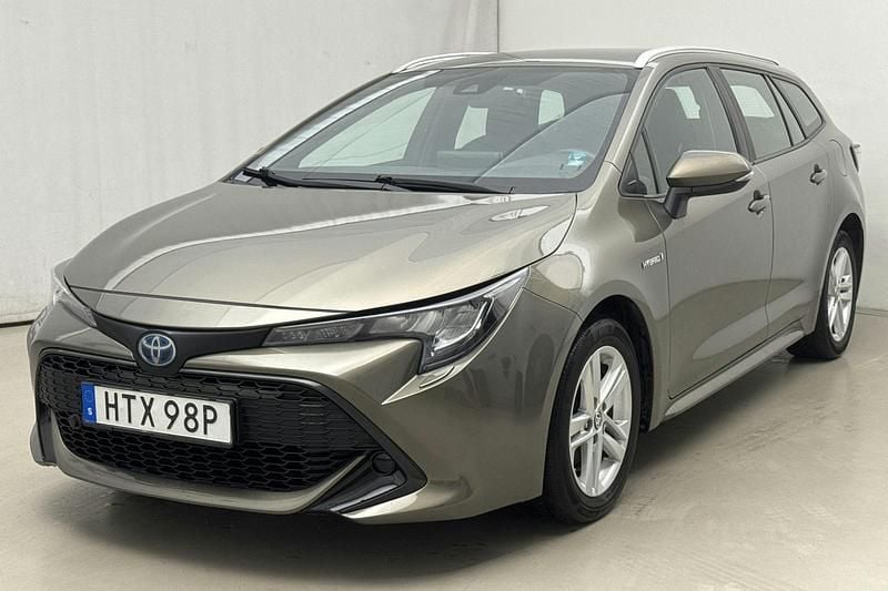 Grön Begagnad 2021 Toyota Corolla Active Kombi | 150 000 kr (Superpris) - Bild 1/4