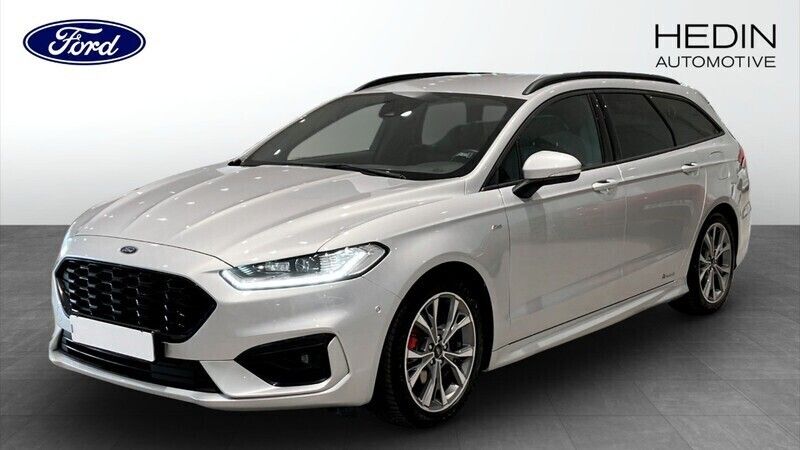 Grå (silver) Begagnad 2021 Ford Mondeo ST-Line Kombi | 279 900 kr (Lite dyr) - Bild 1/4