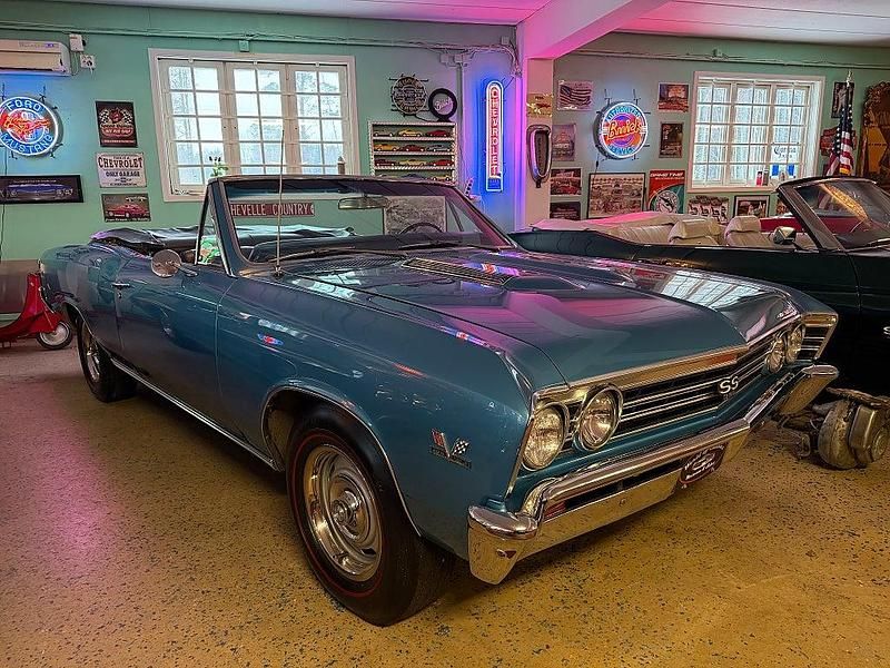 Begagnad Chevrolet Chevelle 325 HK (239 kW) 1967 Marina blue Cab