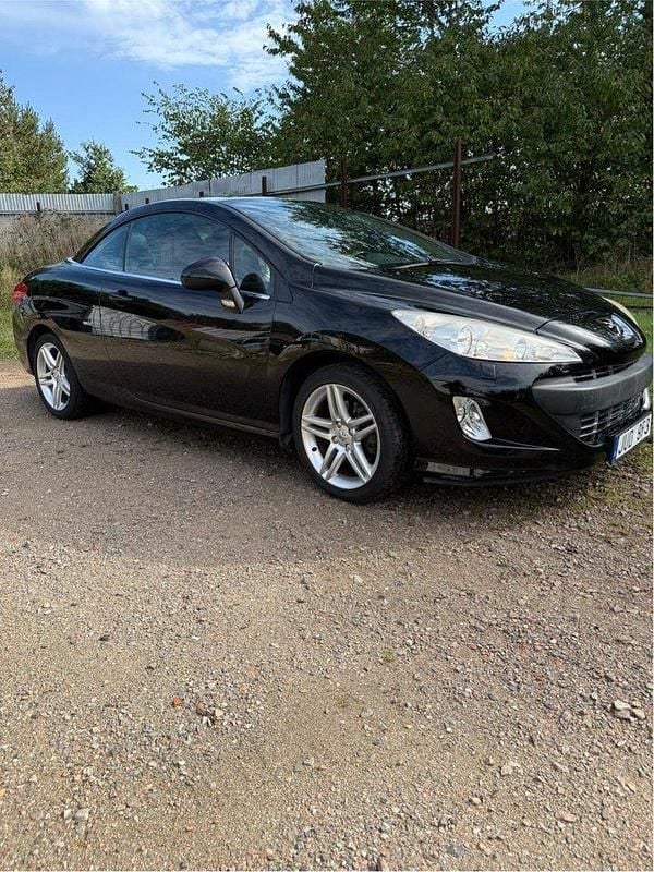 Svart Begagnad 2009 Peugeot 308 CC Cab | 65 000 kr (Superpris) - Bild 1/4