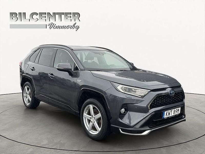 Mörkgrå Begagnad 2021 Toyota RAV4 Edition-S SUV | 359 500 kr (Bra pris) - Bild 1/4