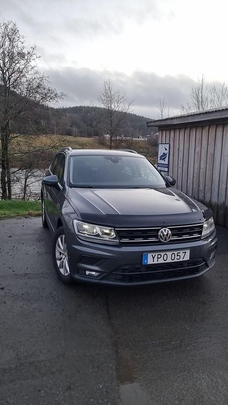 Begagnad 2018 VW Tiguan SUV | 199 000 kr (Bra pris) - Bild 1/4