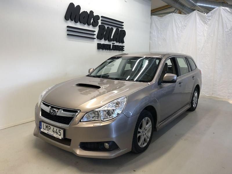 Ljusbrun Begagnad 2013 Subaru Legacy Kombi | 79 900 kr (Lite dyr) - Bild 1/4