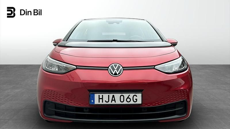 Begagnad VW ID.3 Comfortline 150 kW (204 HK) 2022 Kings red metallic black Halvkombi