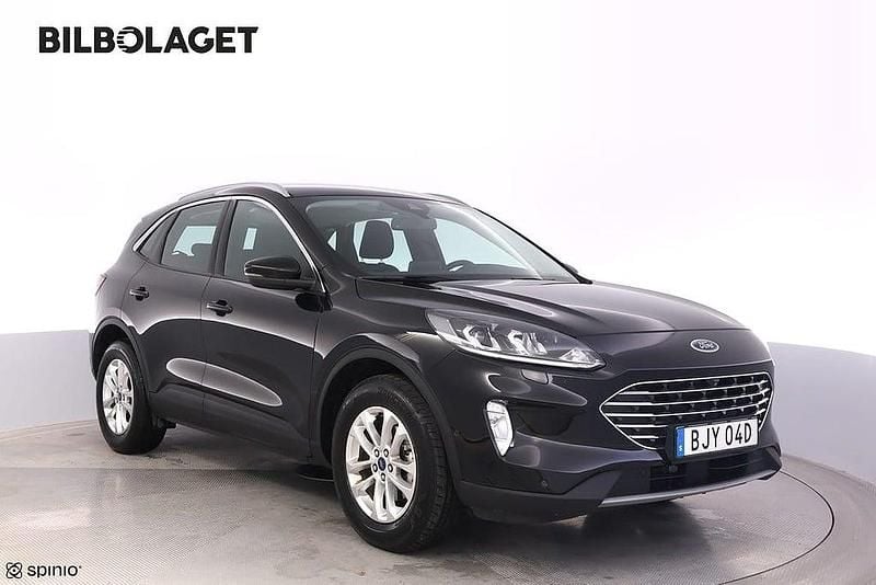 Svart Begagnad 2022 Ford Kuga Titanium SUV | 194 800 kr (Marknadspris) - Bild 1/4