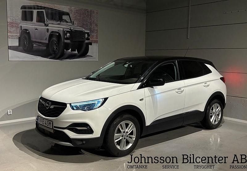 Vit Begagnad 2020 Opel Grandland X Design Edition SUV | 159 900 kr (Marknadspris) - Bild 1/4