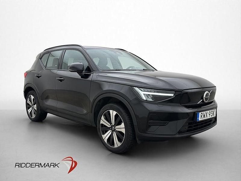 Begagnad Volvo XC40 Core 185 kW (252 HK) 2022 Svart SUV