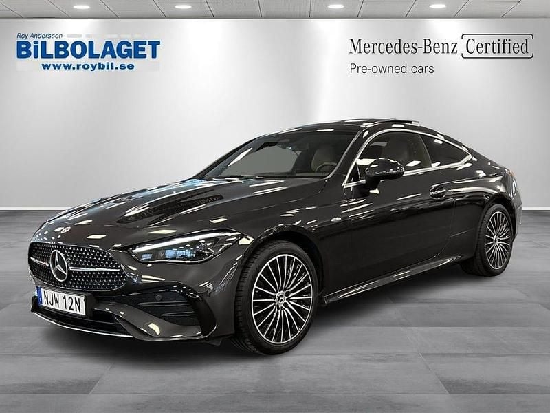 Grå Begagnad 2024 Mercedes CLE300 AMG line Sportkupé | 619 800 kr - Bild 1/4