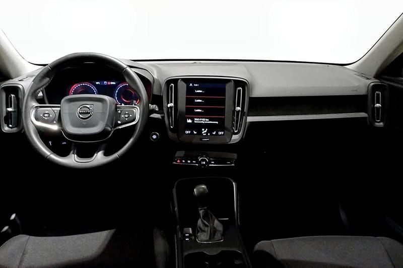 Begagnad Volvo XC40 165 HK (121 kW) 2020 Vit SUV