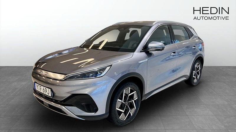 Grå (grey) Begagnad 2023 BYD Atto 3 Comfort SUV | 289 900 kr (Marknadspris) - Bild 1/4