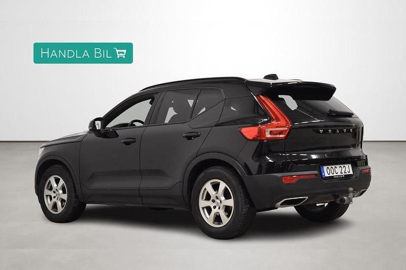 Begagnad Volvo XC40 R-Design 163 HK (119 kW) 2020 Svart SUV