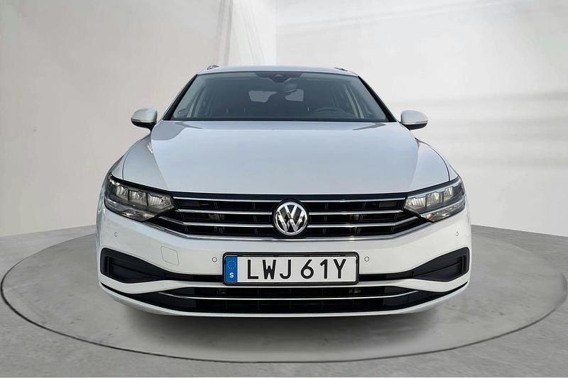 Begagnad VW Passat 150 HK (110 kW) 2020 Vit