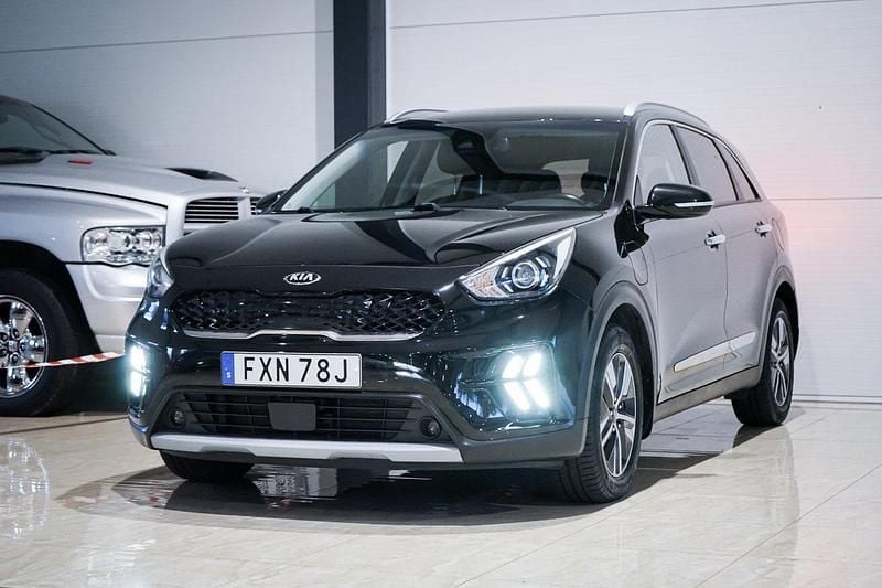 Svart Begagnad 2019 Kia Niro Advance SUV | 189 500 kr (Marknadspris) - Bild 1/4