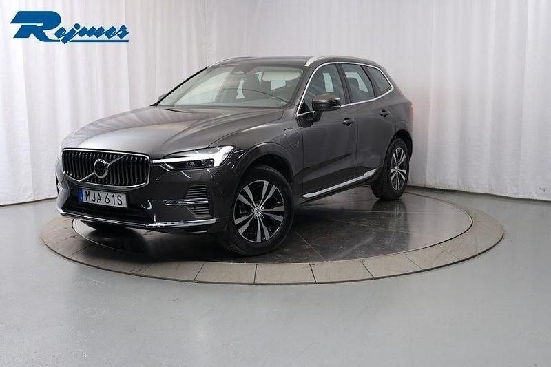 Grå Begagnad 2024 Volvo XC60 Core SUV | 479 900 kr (Superpris) - Bild 1/4