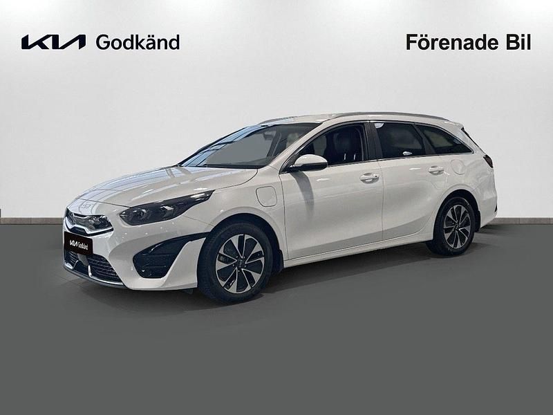 Svart Begagnad 2024 Kia Ceed Sportswagon Advance Kombi | 325 000 kr (Dyr) - Bild 1/4
