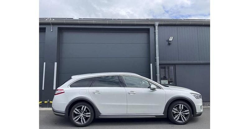 Vit Begagnad 2015 Peugeot 508 Kombi | 81 800 kr (Lite dyr) - Bild 1/4