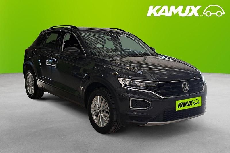 Silver/grå Begagnad 2019 VW T-Roc SUV | 174 700 kr (Marknadspris) - Bild 1/4