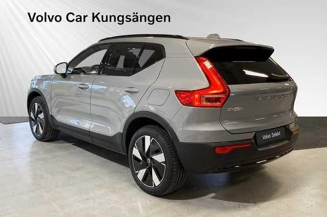 Begagnad Volvo EX40 Single Motor Extended Range 185 kW (252 HK) 2025 Grå SUV