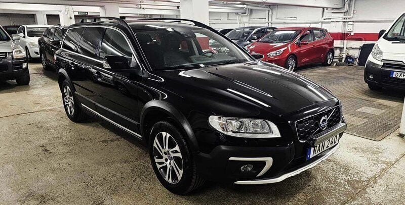 Begagnad Volvo XC70 Standard 181 HK (133 kW) 2016 Svart SUV
