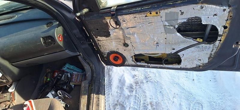 Begagnad Opel Combo 65 HK (47 kW) 2002 Minibuss