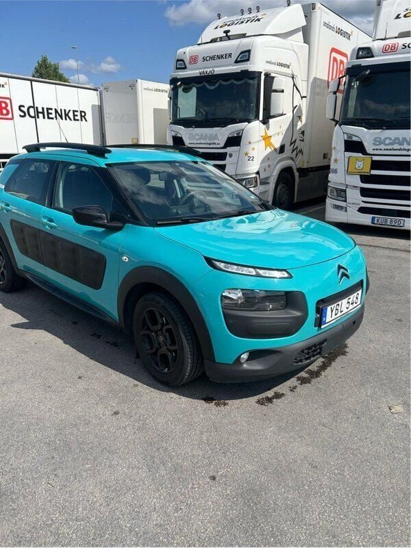Blå Begagnad 2015 Citroën C4 Cactus PureTech Halvkombi | 60 000 kr (Marknadspris) - Bild 1/4