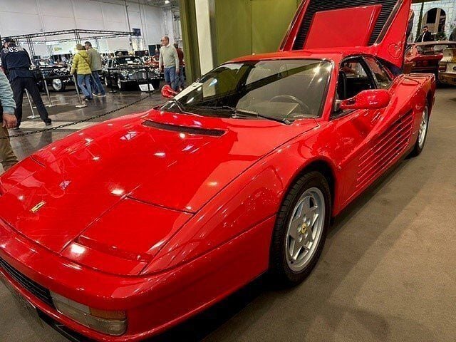 Begagnad Ferrari Testarossa 379 HK (278 kW) 1991 Röd Sportkupé