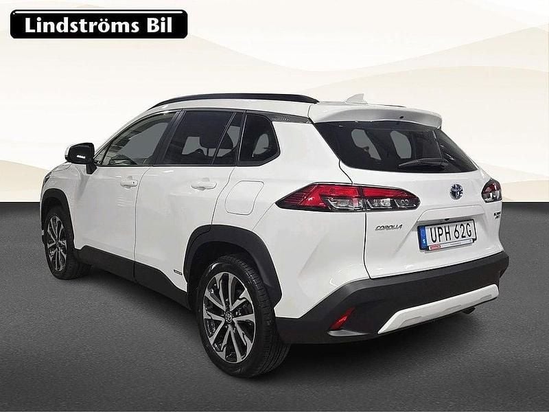Begagnad Toyota Corolla Cross Executive 152 HK (111 kW) 2022 Vit SUV