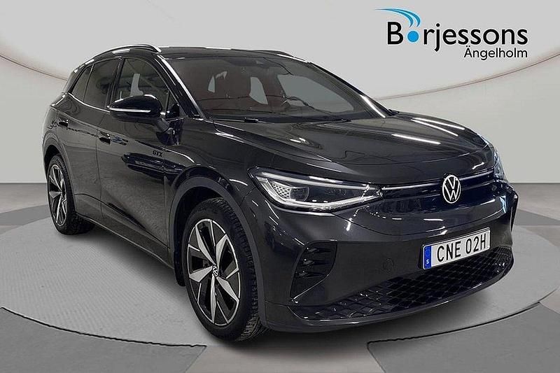 Mörkgrå Begagnad 2022 VW ID.4 GTX SUV | 399 000 kr (Dyr) - Bild 1/4
