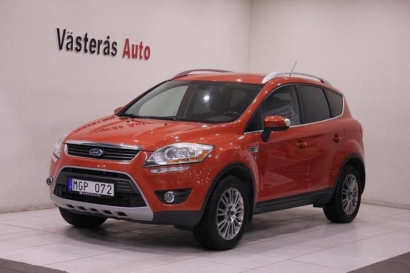 Begagnad Ford Kuga Titanium 140 HK (102 kW) 2011 Orange SUV